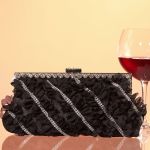 Клатч з рюшами та стразами на рамковому замку 80415 (чорний)