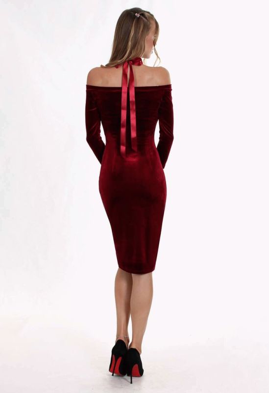 P 0906 Платье коктейльное из бархата в комплекте с украшением (бордовый)