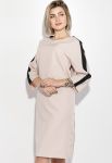 Платье женское батал с контрастной полосой 74PD315 (бежевый/черный)