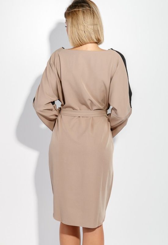 Платье женское батал с контрастными рукавами 74PD303 (черный/бежевый)