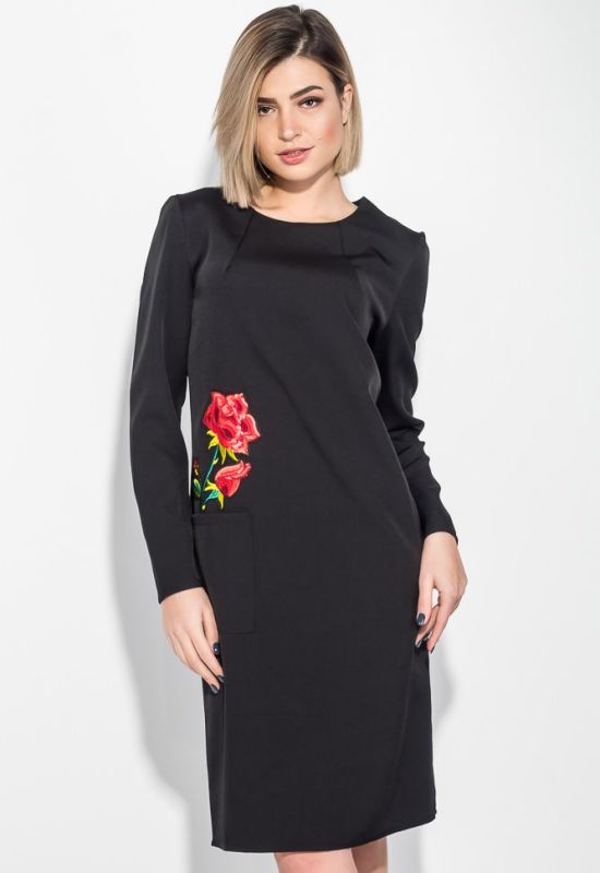 Платье женское батал с цветочными нашивками боковыми карманами 74PD321 (черный)