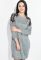 Сукня жіноча з мереживом на плечі 70PD5028 (сірий)